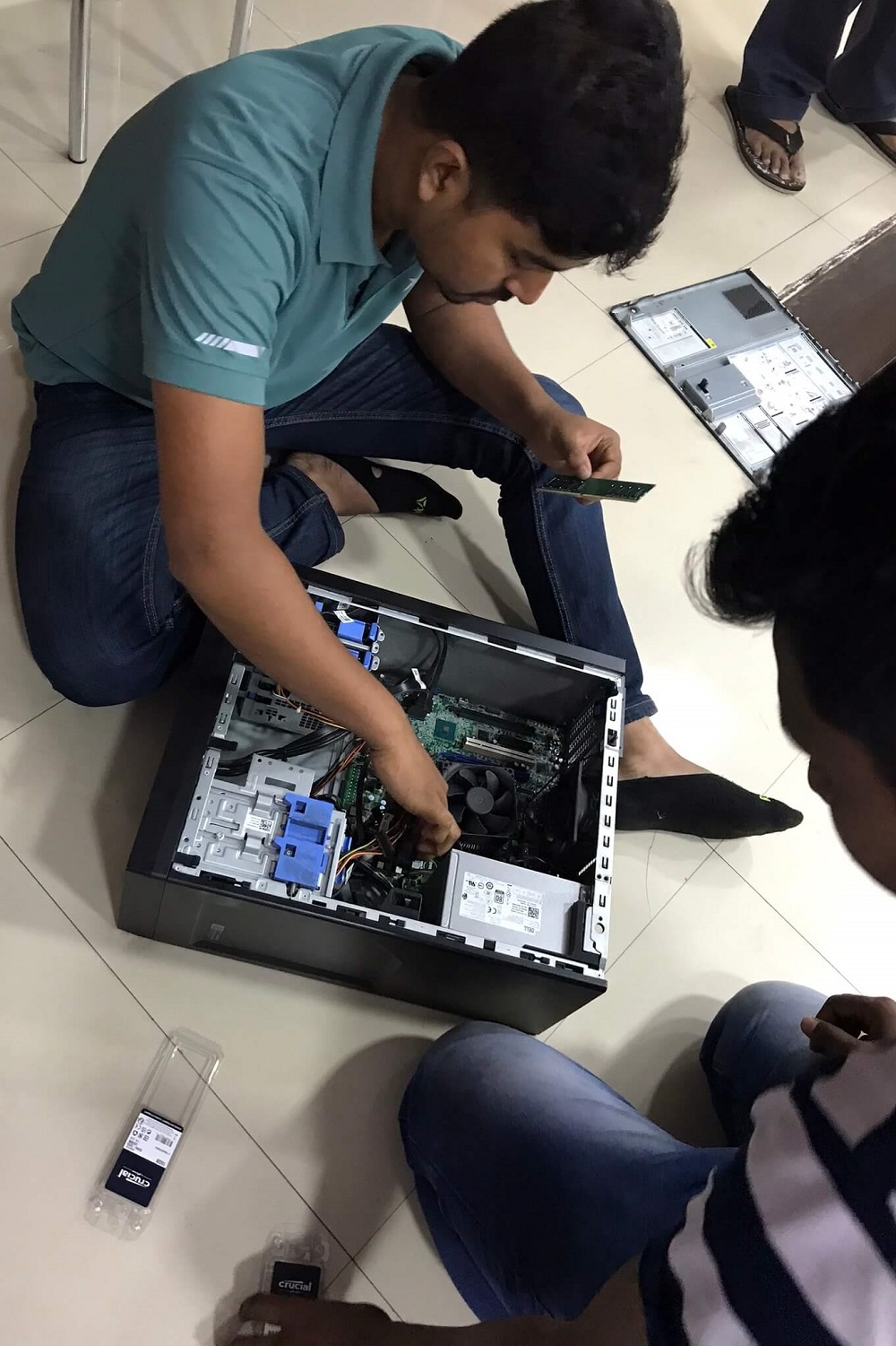 interns working on CPU